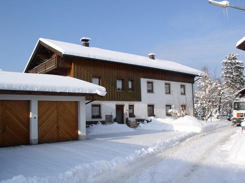 Gaestehaus Monalisa Hotel Grabenstatt Exterior photo